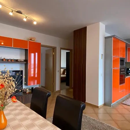 Apartment Bellevue Beachfront Paradise Rawda