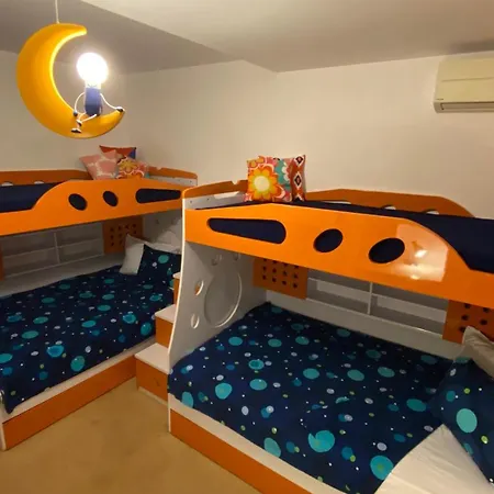 Apartment Bellevue Beachfront Paradise *