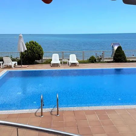 Apartment Bellevue Beachfront Paradise Rawda