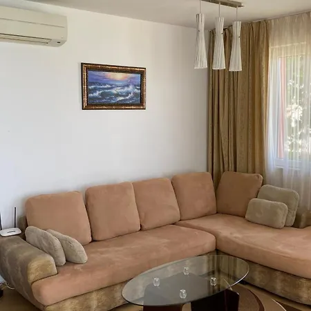 Bellevue Beachfront Paradise * Rawda
