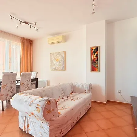 Apartment Bellevue Beachfront Paradise Rawda