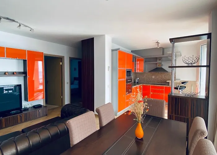 Bellevue Beachfront Paradise